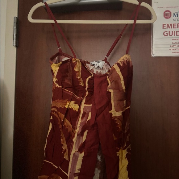 Revolve Catriona Top and Bottom - Picture 3 of 8